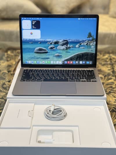 Apple MacBook Air M1 2020 | 13" | 8GB RAM | 256GB SSD