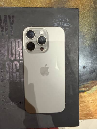 iPhone 16 pro. 256GB 9.9/10 PTA approved 92%