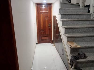 1 Kanal Single Storey House For Rent