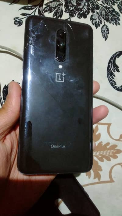 oneplus 7 pro back break and front  minor break lekin koi masla nai
