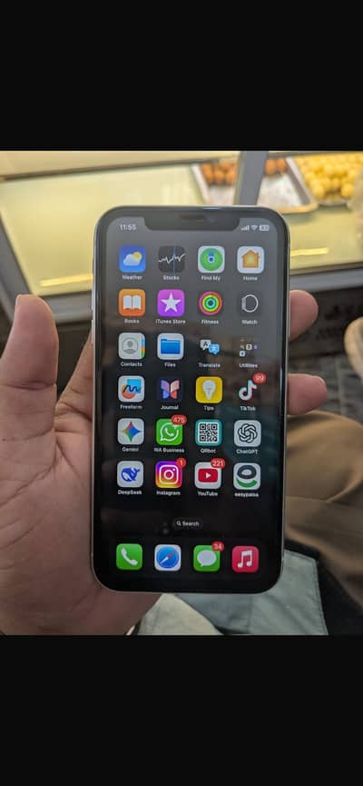 iPhone XR official PTA approved White Colour Lush Condition 100% ok