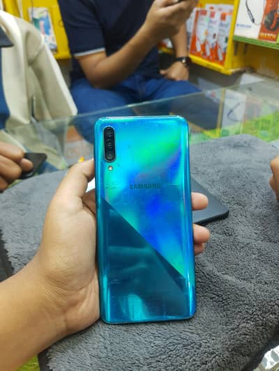 SAMSUNG A30s – 4GB RAM | 128GB Storage