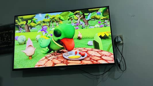 43’ inch LED for sale with 1080 resolution