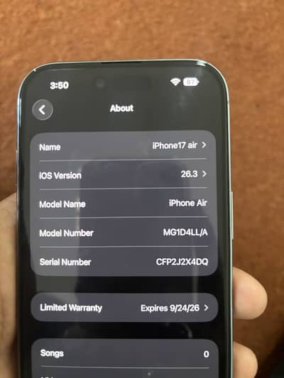 Iphone 17Air 256 with box original lead 100 battery 35 cycle