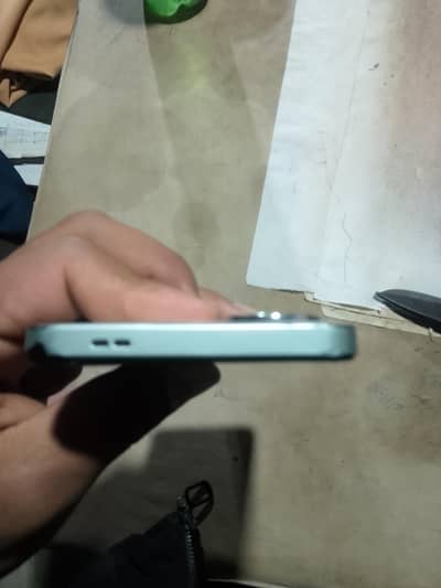 چھ مہینے ہو گئے ہیں