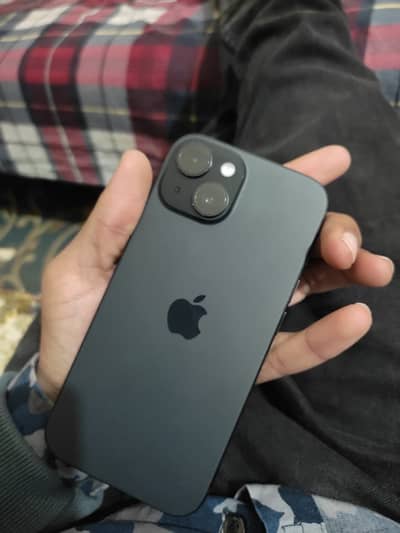 Iphone 15 simple 100% health