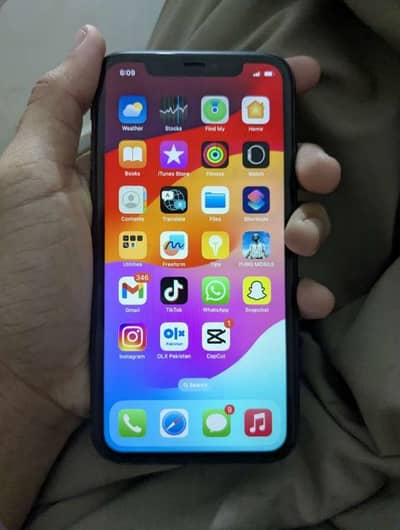 iPhone 11 factory unlock with box