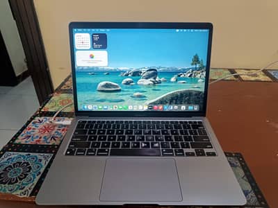 Apple MacBook Air M1 (2020) — 8GB RAM | 256GB SSD