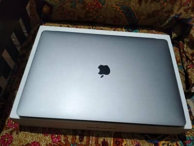 Apple MacBook Pro 16” 2019 | Core i9|  1TB SSD | 8GB Graph