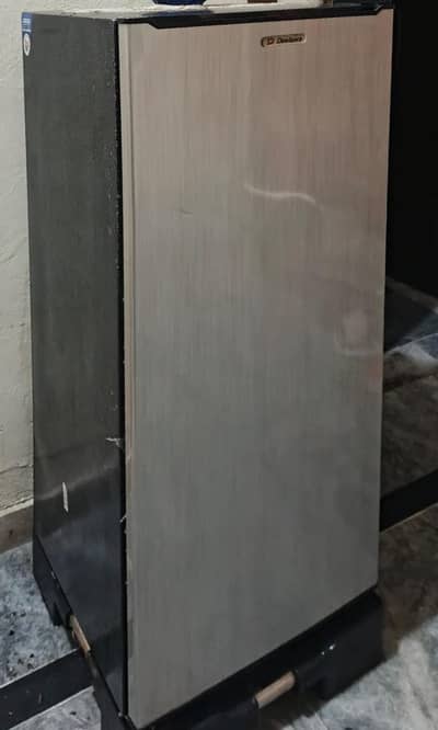 Dawlance Mini Fridge For sale