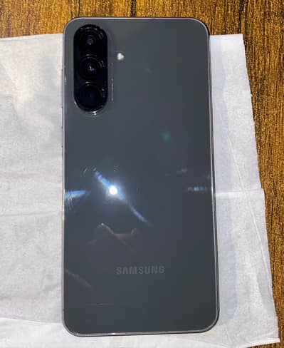 Samsung mobile A56 5G  ( 12gb, 256gb )