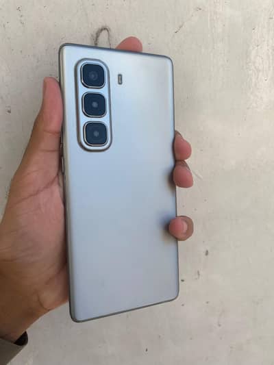 Infinix hot 50 pro+ 8|256