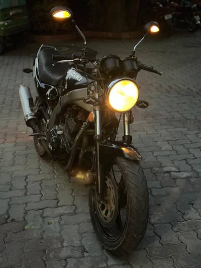 Suzuki GS500
