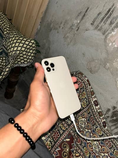 Iphone 12 pro Factory unlock