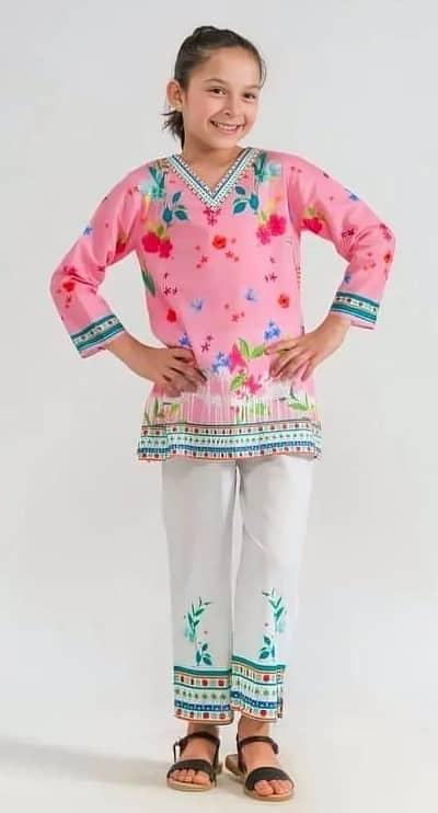 2 Pcs Girl's Lawn Printed Shirt And Trouser Suit