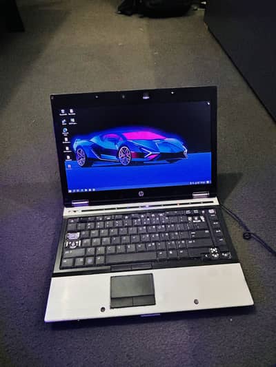 Laptop core i7 for sale 250gb / 4gb ram