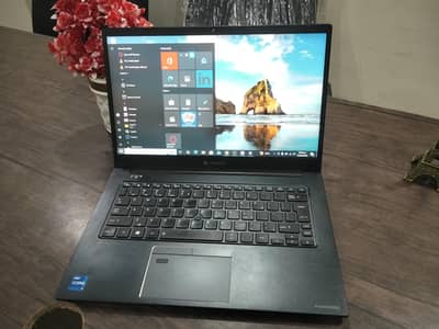 toshiba i7 11th 16Gb (03256785678)