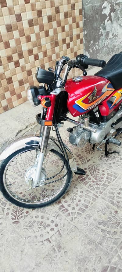 Honda CD 70 Model 2025