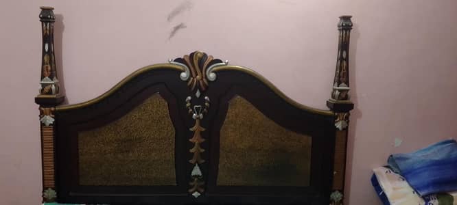 full heavy wooden bed set