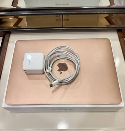 MacBook Air m1 2020