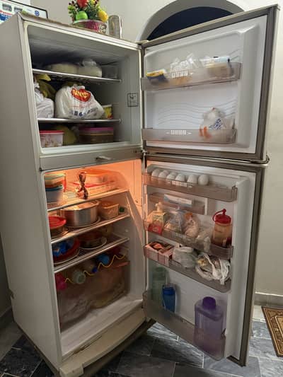 Dawlance Refrigerator