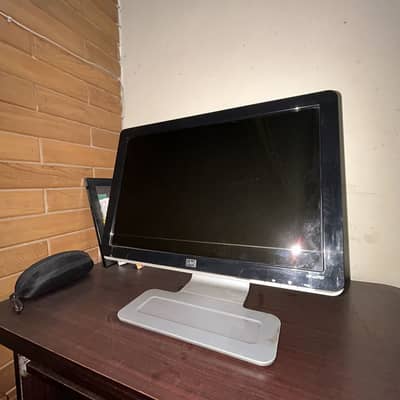 Hp w1707 1440 x 900 for sale
