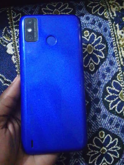 Tecno spark 6