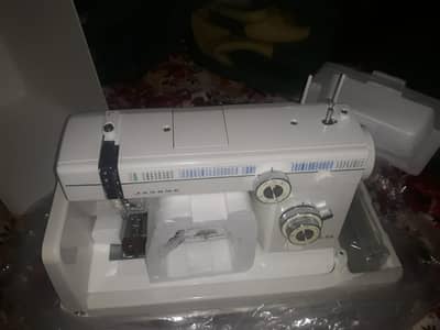 Janome 808 Japanese Sewing Machine - 48 Stitches