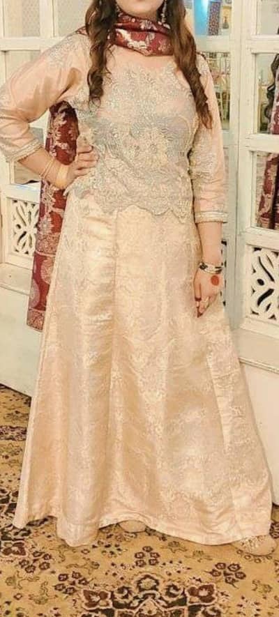 peach lehnga