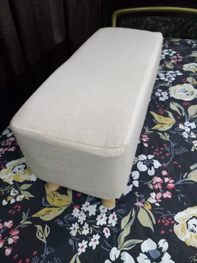 LARGE POUFFE VELVET SPRINKLE STOOL WITH STELL FRAME