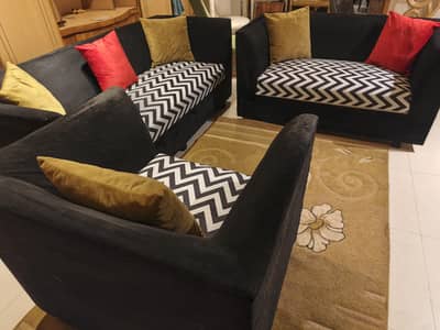 slightly used sofa set 3 2 1 seater