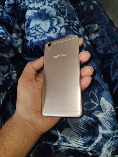 OPPO A37  For Sale – Excellent Condition. contact 03220446657