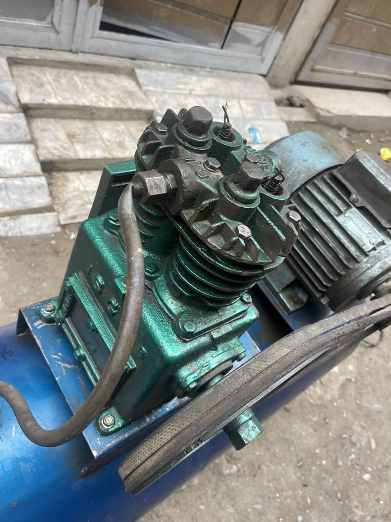 Air Compressor 3