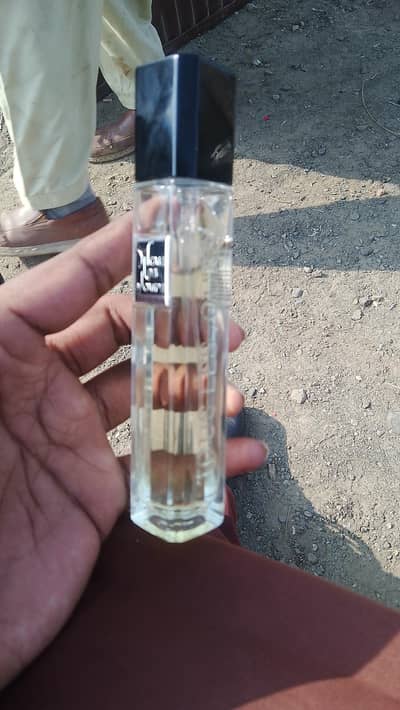 Tous less jours 332 saoudi sa LI thi 10 hzar ki pkr