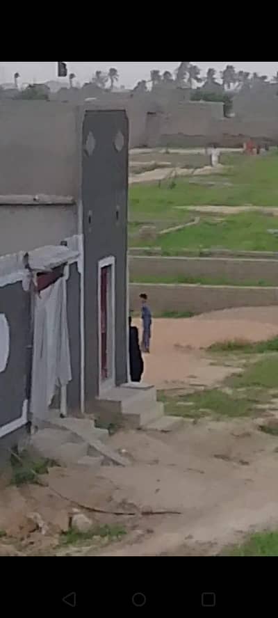 4 Lac ka plot Memon Town, Memon Goth se 5 Min ki drive par