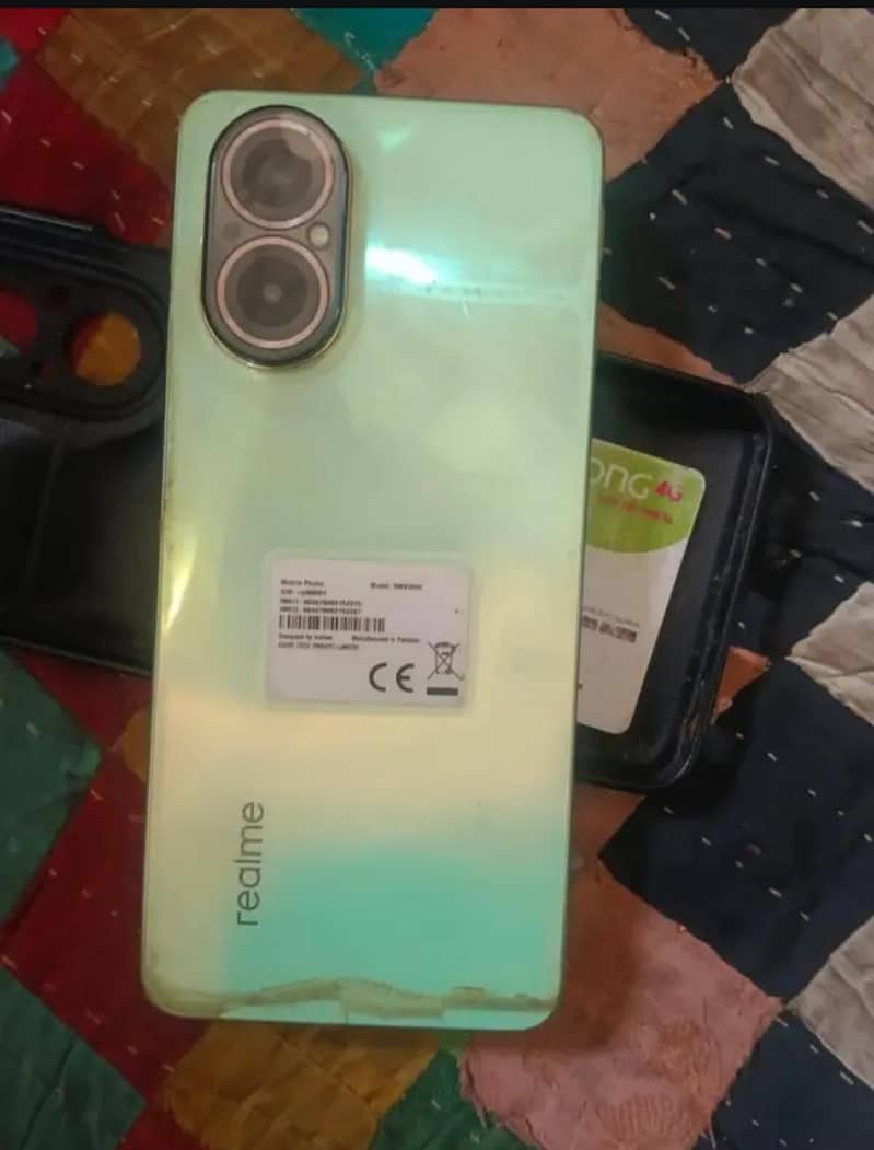 Realme C67 0