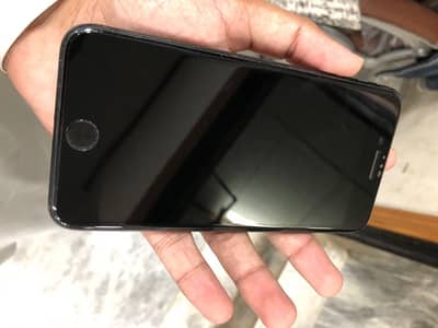 i Phone 7 Plus 128GB 10by09 condition