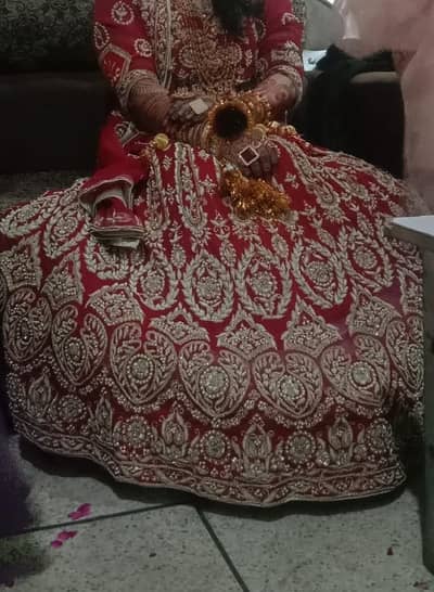 me ny bridal lehmga sell krna  Hy