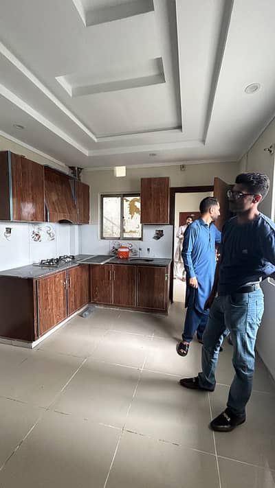 2 BED FLAT ALREADY RENTED ON REASONABLE PRICE