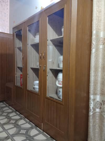 newe condition urgent need money