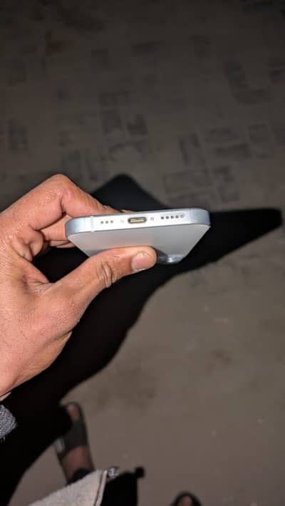 Jv iphone 15 128gb battery health 87