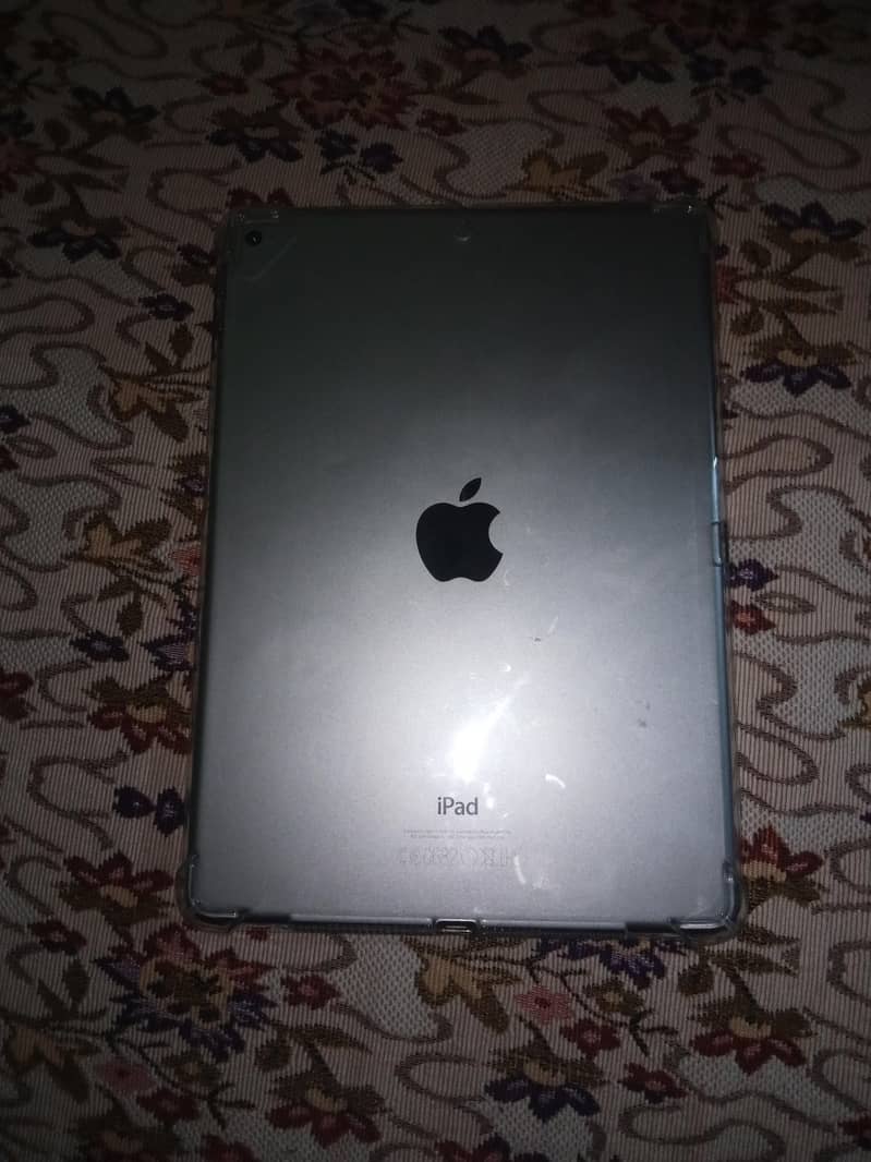 ipad. 0