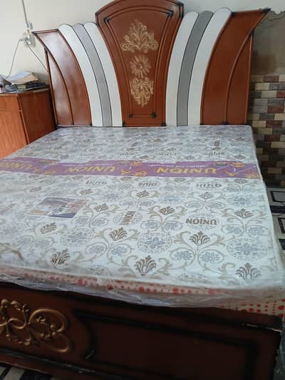 bilkul new bed ha saaf condition