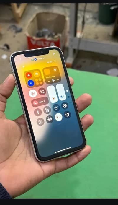 iPhone XR non pta SIM working Exchange possible