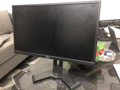3 Monitor LED's of 22 inches (Dell & Asus)