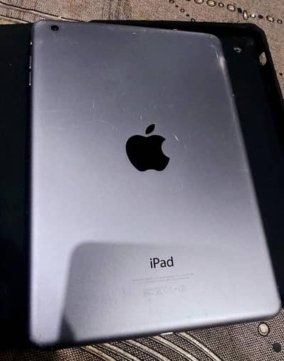 Apple iPad mini2  32gb good condition for sale