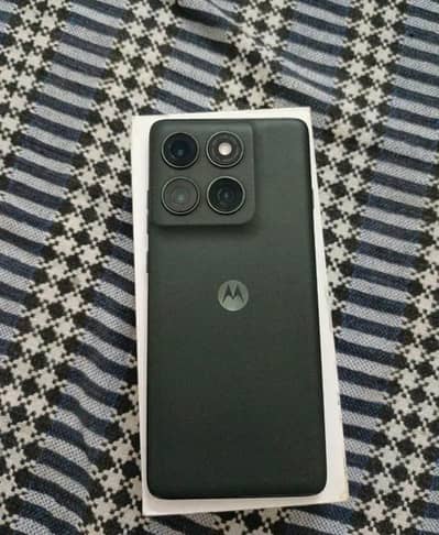Moto Edge 2025 5g 256gb just box open Demanded model exchange possible