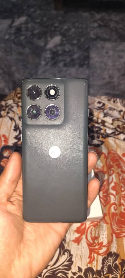 motorola edge 2025. non pta sim lock