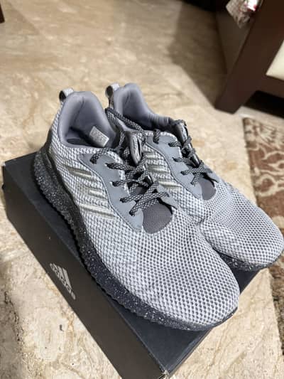 Adidas Alphabounce 9.5 UK Premium+ Condition With Box