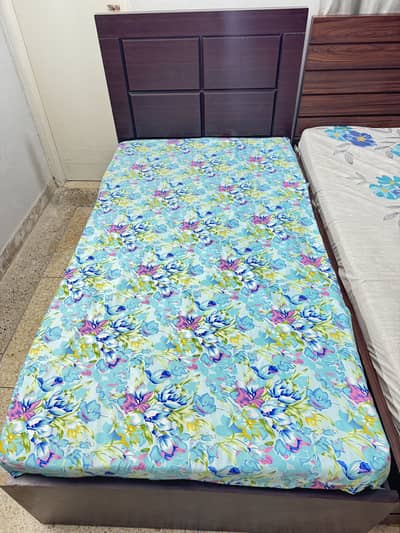 Single Bed Without Mattress